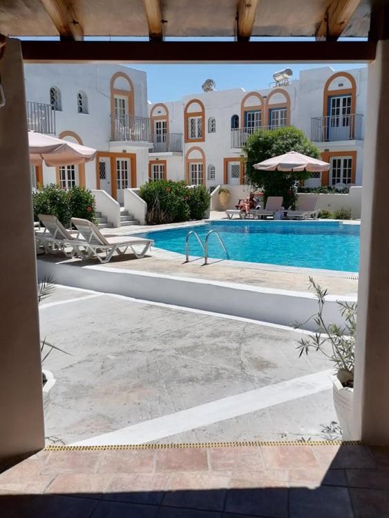 Katerina Apartments Kalymnos Town ภายนอก รูปภาพ