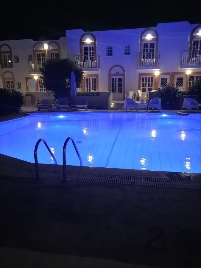 Katerina Apartments Kalymnos Town ภายนอก รูปภาพ
