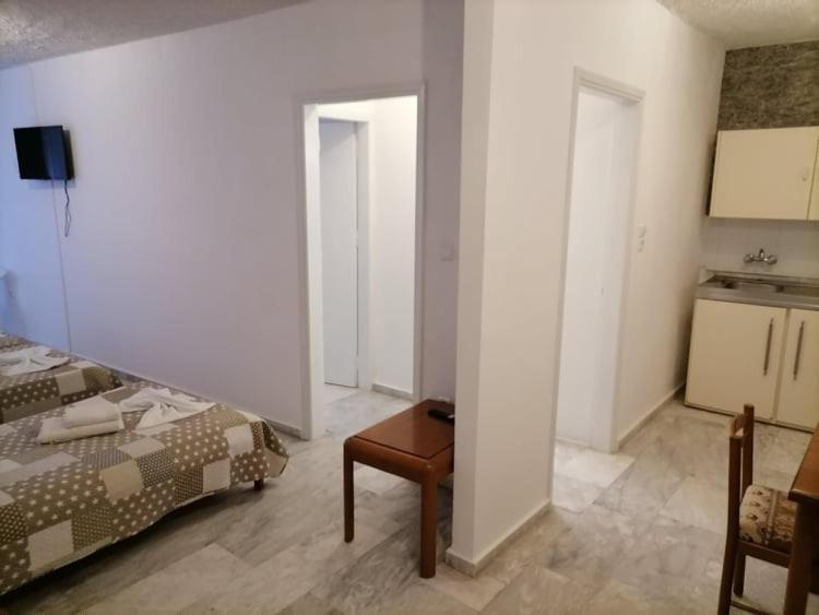 Katerina Apartments Kalymnos Town ภายนอก รูปภาพ