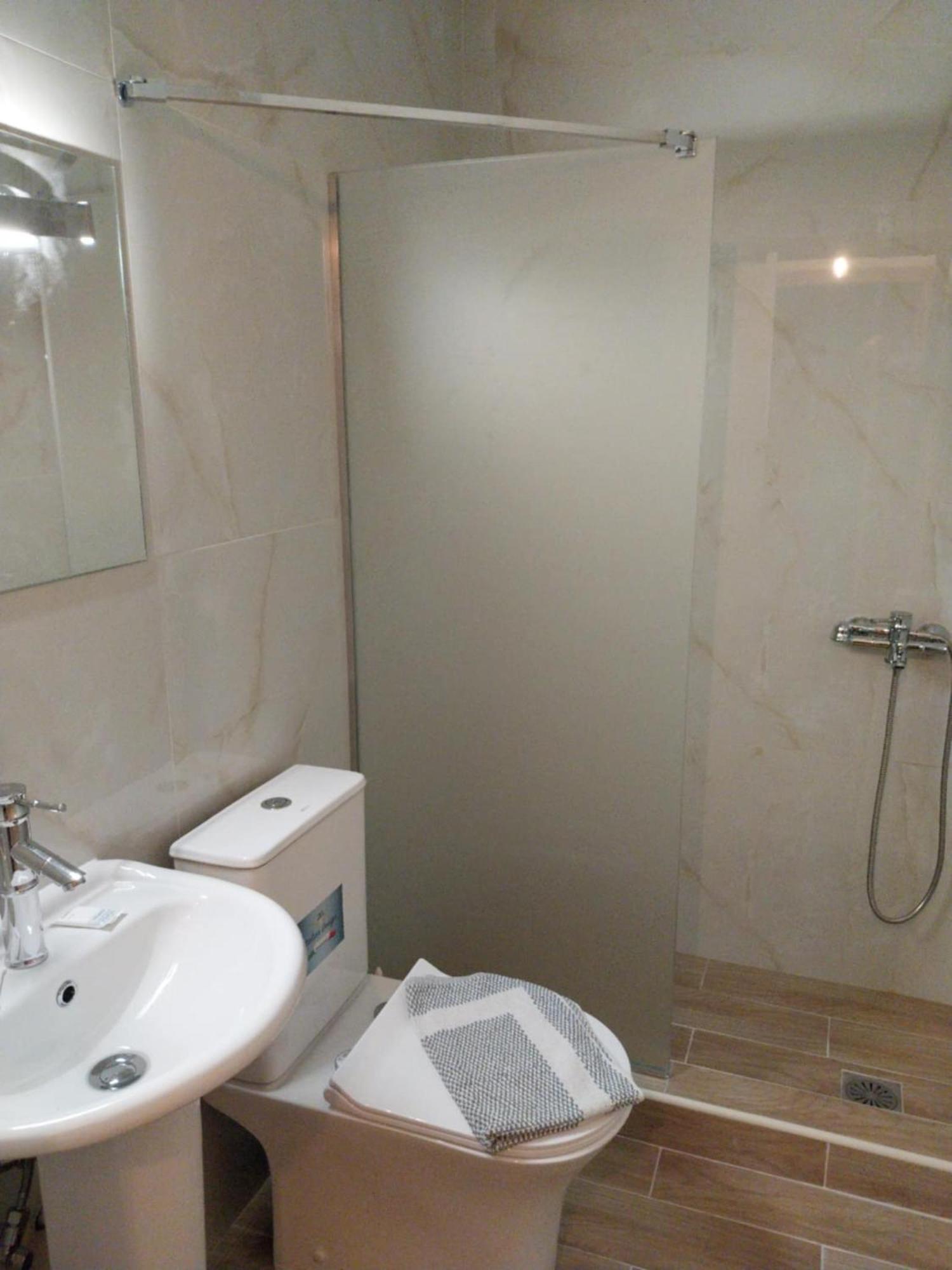 Katerina Apartments Kalymnos Town ภายนอก รูปภาพ