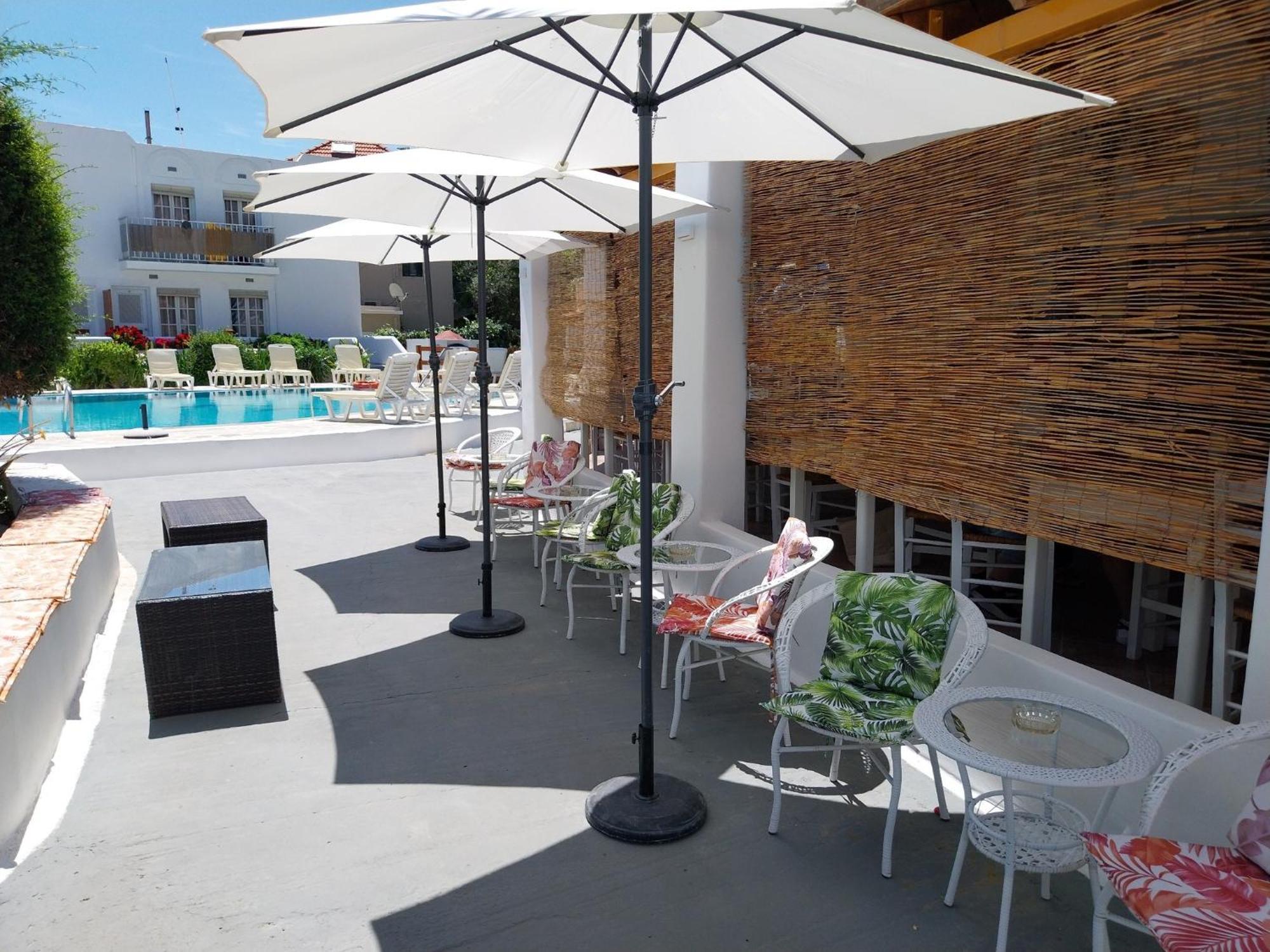 Katerina Apartments Kalymnos Town ภายนอก รูปภาพ